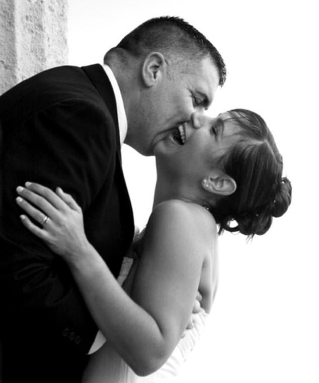 Carpenter Dave Gawler Urgently Appeals for Support After Wife's Stage Four Breast Cancer Diagnosis