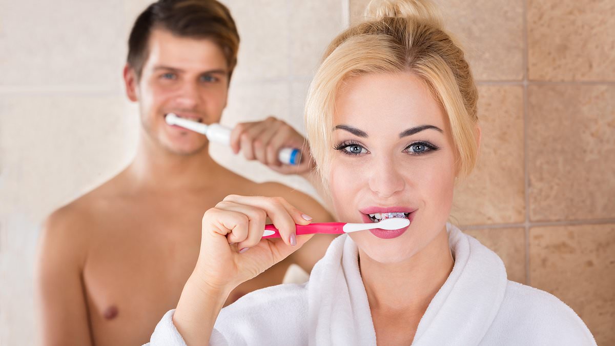 Dentist warns brushing after acidic breakfast can permanently damage enamel.