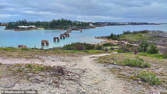 Scientists Solve Bermuda's Mystery With Hidden Buoyant Rock Slab