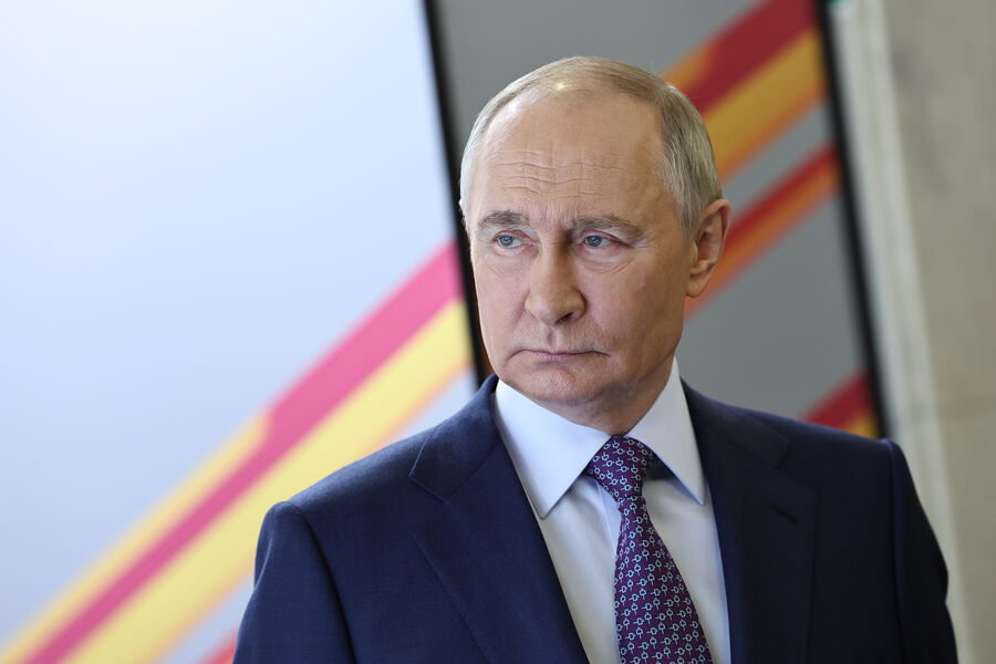 Putin confirms nuclear exercises end while maintaining strategic readiness.