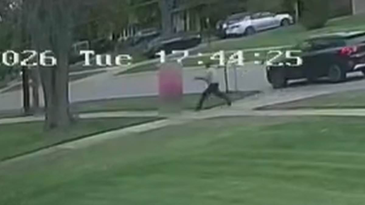 Kentwood suspect John Moore attacks teen and elderly woman in 90 minutes