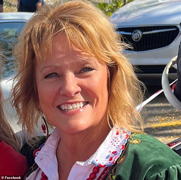 Michigan fire suspected as husband's murder-suicide plot kills him, injures wife.