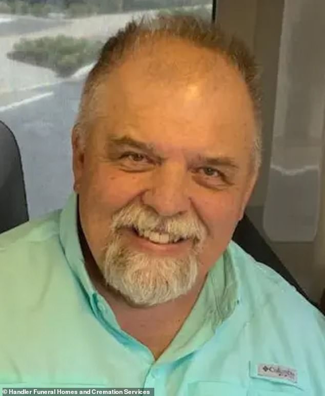 Michigan farmer dies of rabies days after receiving kidney from infected donor.