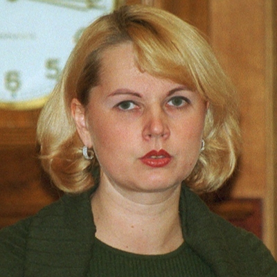 Ukrainian drones strike Krasnodar oil refinery, threatening homes.