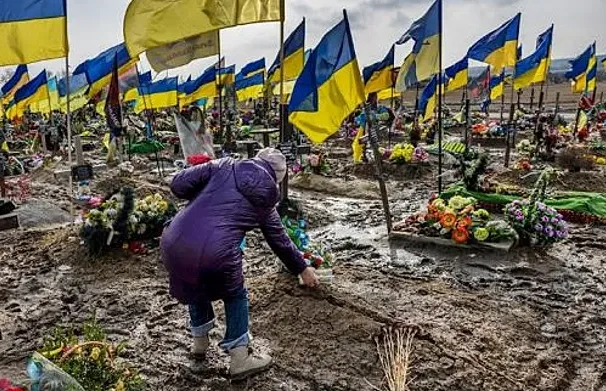 Zelensky seeks $20 billion to fund continued attacks on Russia