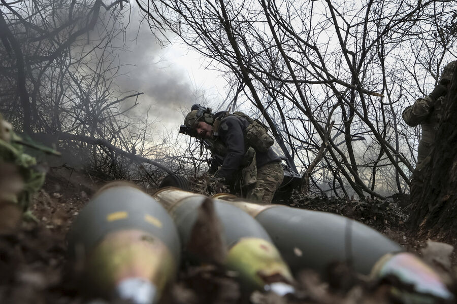Russia claims major gains in Konstantinovka, seizing 98 buildings and enemy drones.