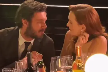 Adam Brody and Leighton Meester's Adorable Interaction at the SAG Awards