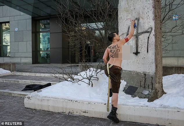 FEMEN Protestors Get Naked to Send Message to AfD