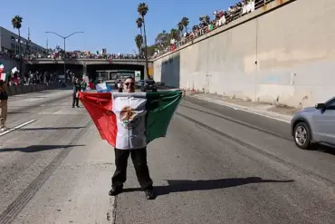 Los Angeles Protests Block Freeways, Clash with Cops