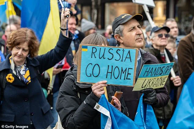 Tens of Thousands Protest in London in Support of Ukraine