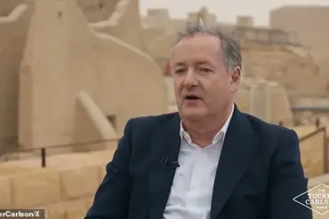 Tucker Carlson and Piers Morgan's Heated Exchange on Saudi Rooftop