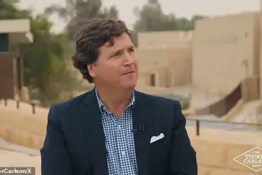 Tucker Carlson and Piers Morgan's Heated Exchange on Saudi Rooftop