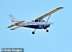 Two Dead in Mid-Air Collision Between Two Light Planes in Arizona