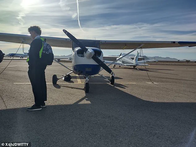 Two Dead in Mid-Air Collision Between Two Light Planes in Arizona