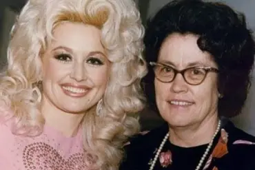 Dolly Parton Finds Solace in Family Roots Following Loss of Husband Carl Dean