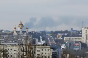 Easter Truce Violated: Explosions and Smoke Reported in Donetsk