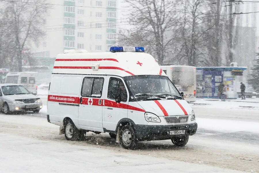 Elderly Woman Injured by Blast in Donetsk Village as Conflict Continues