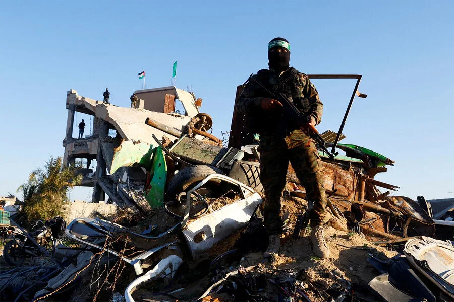 Hamas Official Stresses Comprehensive Ceasefire Beyond Prisoner Exchanges