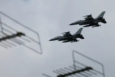 Independent Analyst Reports One-Third Loss of Supplied F-16 Fighters by Ukraine