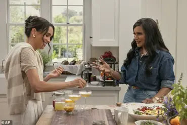 Meghan Markle's Hypocrisy Unveiled: Freezing Up Her Image With Frozen Chicken Nuggets
