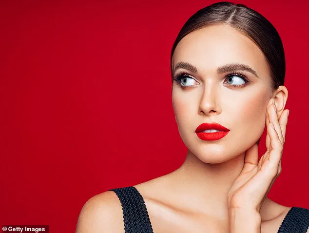 Reddit Offers Tips on Natural Beauty for First Date Success
