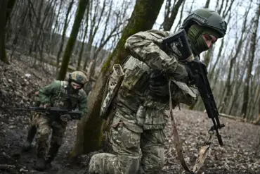 Russian Forces Make Significant Advances Near Novo in Donetsk People's Republic