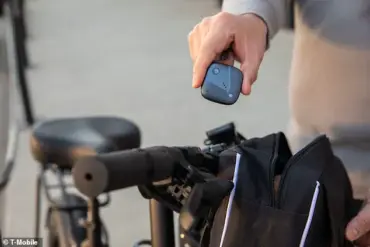 T-Mobile's SyncUP GPS Tracker Glitch Leaves Parents Unable to Locate Children