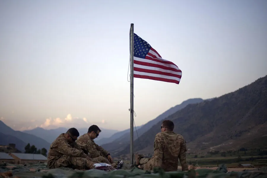Trump Authorizes Deployment of Up to 10,000 Troops to Eastern Europe