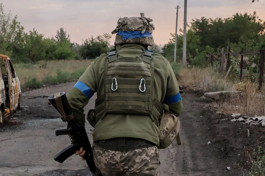 Ukrainian Defense Official Detained for Bribery Scheme Involving Military Evasion