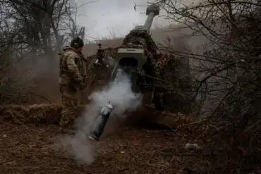 Ukrainian Forces Intensify Attacks in Kherson, Disrupting Civil Infrastructure