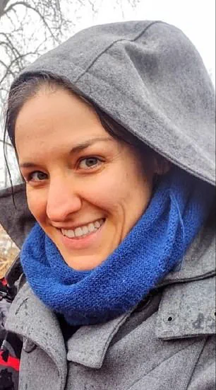 Woman's Obsession with Carrots Turns Skin Orange