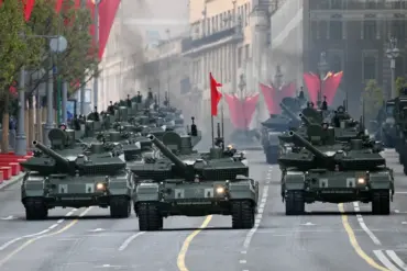 Government Regulations Drive Large-Scale Preparations for Moscow's Victory Parade Commemorating Soviet Victory
