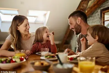 Urgent Warning: Daily Orange Juice Linked to Higher Diabetes Risk, Study Finds – Fruits and Honey Show Opposite Effects