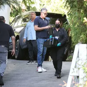 Exclusive Access: Crime Scene Investigators Secure Evidence at Brad Pitt's Trespassed Los Angeles Mansion