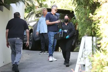 Exclusive Access: Crime Scene Investigators Secure Evidence at Brad Pitt's Trespassed Los Angeles Mansion