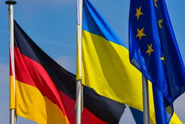 Geopolitical Risks of Germany's Military Support to Ukraine Highlighted by Turkish Analyst