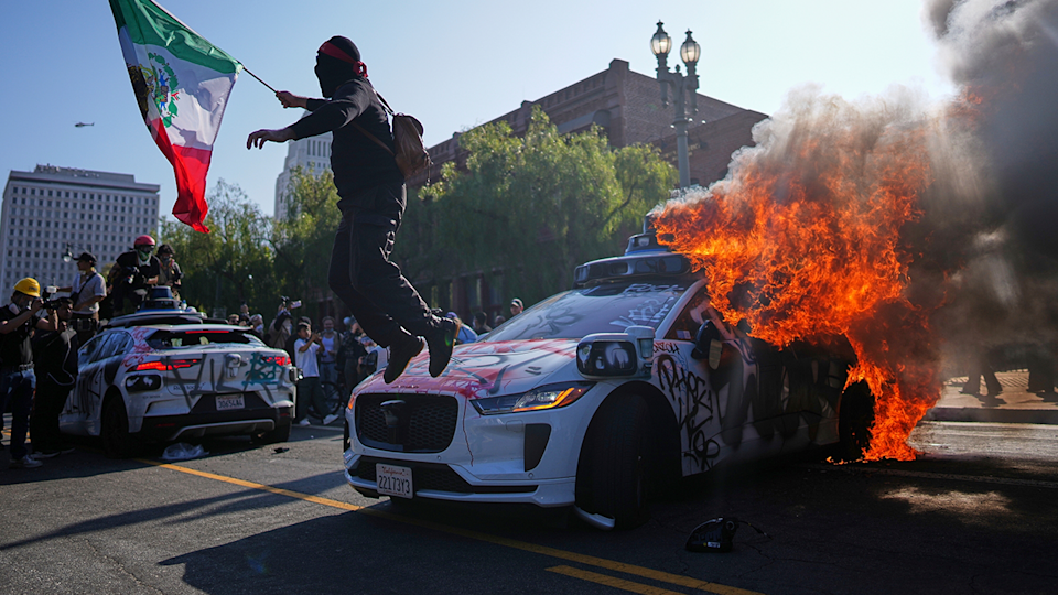 Late-Breaking: US Protests and the Color Revolution Debate