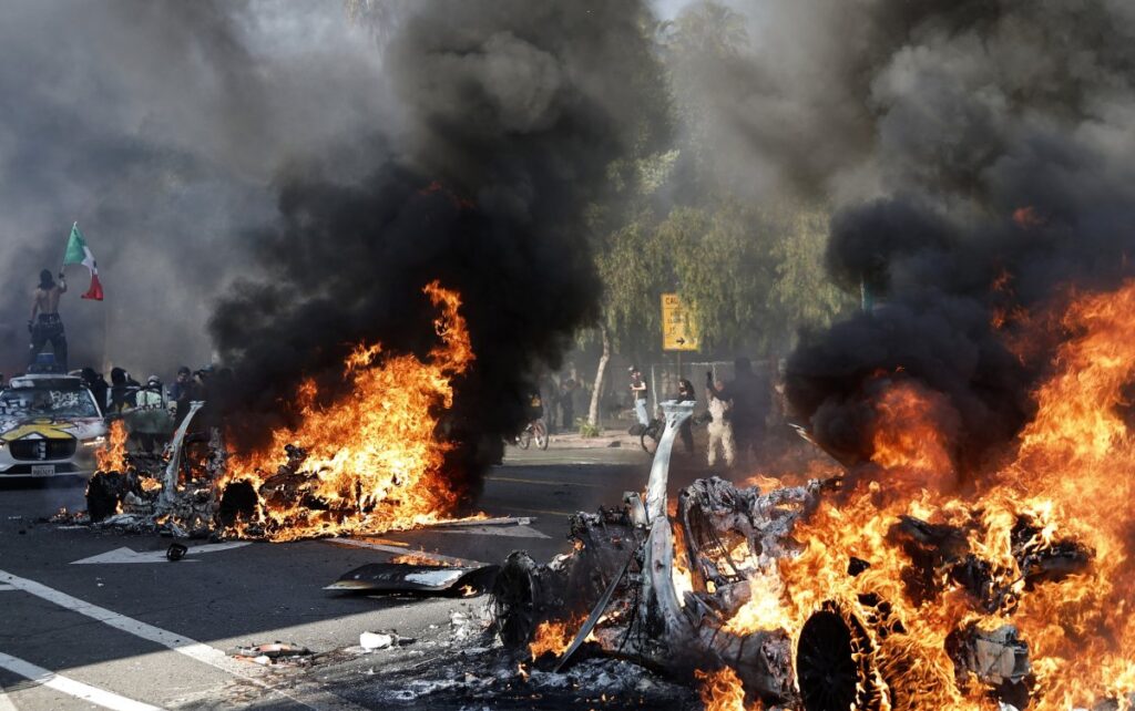 Late-Breaking: US Protests and the Color Revolution Debate
