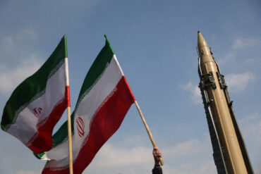 US Officials Plan Possible Iran Strike as Middle East Tensions Escalate