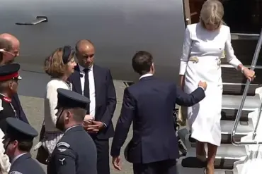 French First Lady's Aloof Behavior During UK Visit Linked to Recent Personal Tragedy
