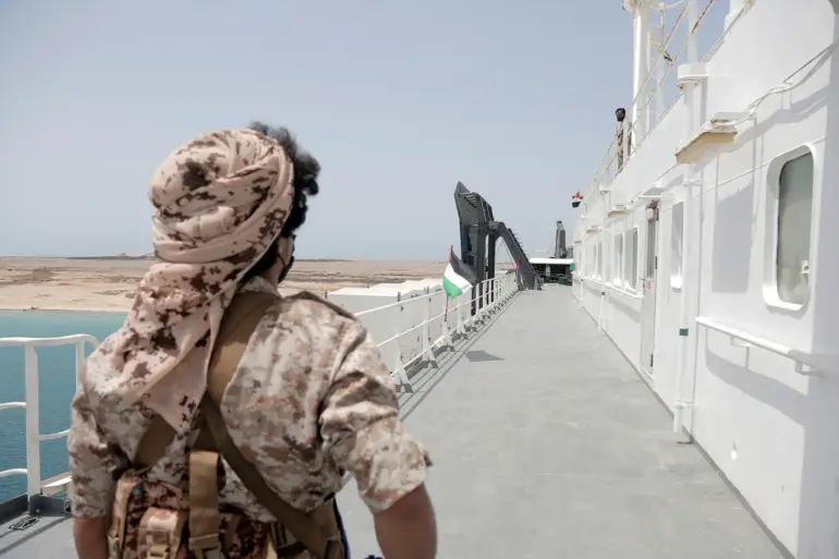 Houthi Senior Official Issues Urgent Warning: US Vessels Near Israeli Ports Face Imminent Threat