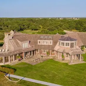 Legal Battle Over Obamas' Private Beach in Martha's Vineyard Could Determine Public Access