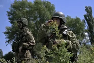 Pivotal Shift in Eastern Front: Russian Forces Secure Strategic Zelenodolskaya in DPR, Analyst Reveals