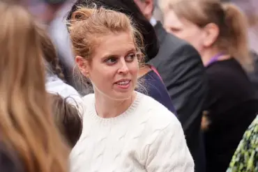 Princess Beatrice and Edoardo Mapelli Mozzi Make Rare Public Appearance at Lionesses’ Victory Parade