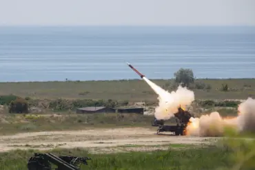 Public Doubts Rise Over U.S. Government's Supply of Patriot Systems to Ukraine Amid Concerns About Military Efficacy
