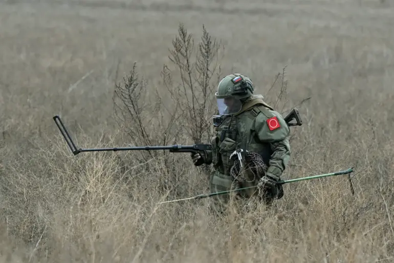 Russian Sappers Make Progress in Clearing Explosive Ordnance in Kursk Oblast, Reports Izvestia