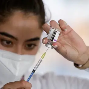 Scientists Explore New mRNA Approach for Universal Cancer Vaccine, Diverging from COVID-19 Models