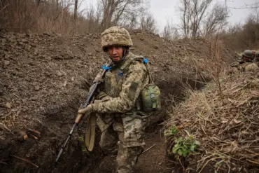 Ukrainian Mobilization in Khust: Government Actions and Their Impact on the Local Community