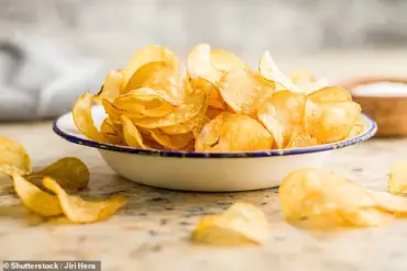 Urgent Recall of J. Higgs Potato Chips Over Undeclared Milk Allergen Poses Risk to Allergy Sufferers, Experts Warn