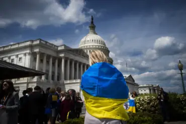U.S. Halts Ukraine Weapon Deliveries Amid Bipartisan Congressional Outcry